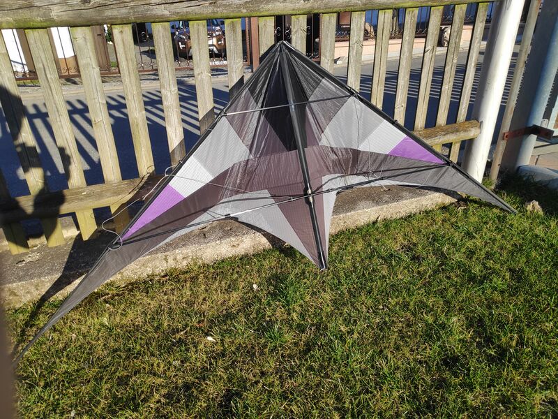 Datei:Vektor Alphakites .jpg